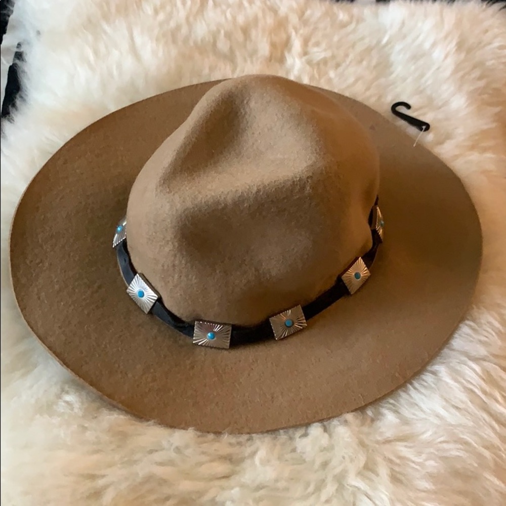 Brand new Steve Madden hat!